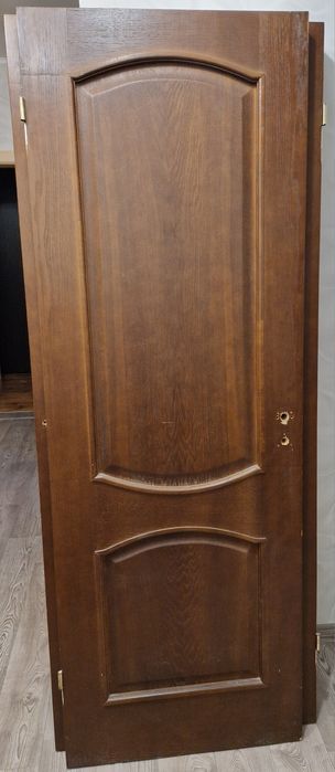 Продам міжкімнатні двері