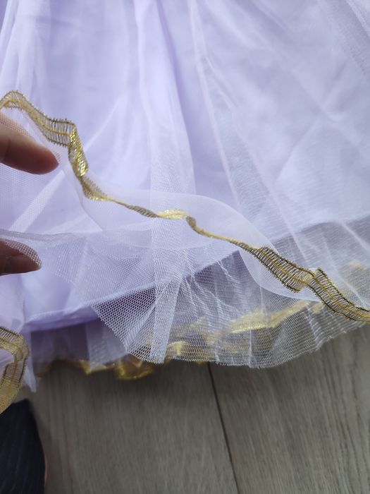 Sukienka kostium Roszpunka Złotowłosa 122 128 strój bal księżniczka