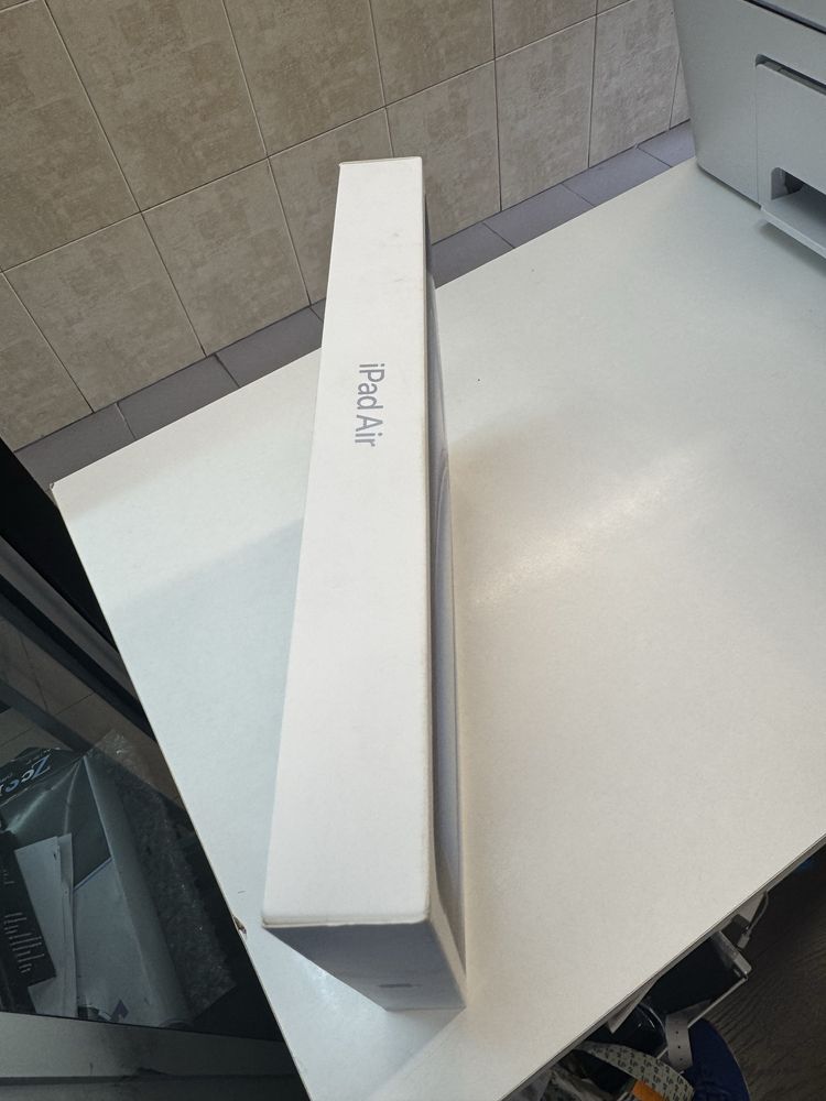 Brand New iPad Air M2 | 11” | 128GB | Wi-Fi | Sealed