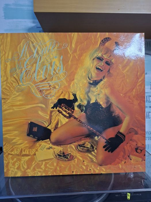 The Cramps - A date With Elvis ( capa e disco como novos )