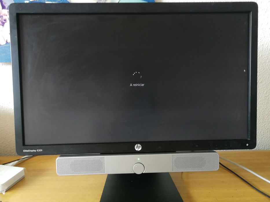 Monitor HP Elite Display E201 c/ oferta