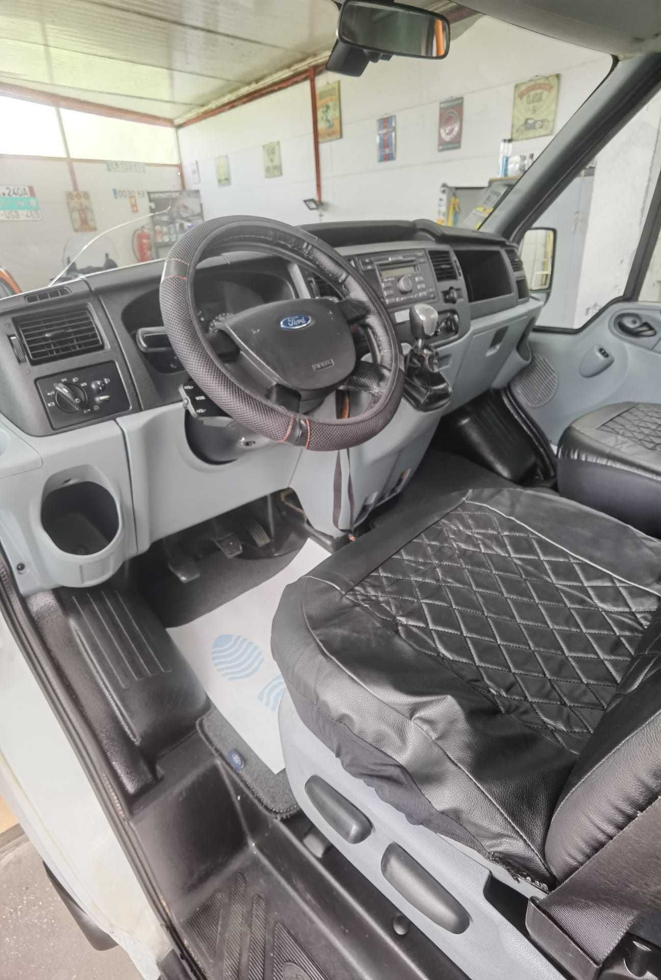Ford Transit 9 lugares rampa deficientes