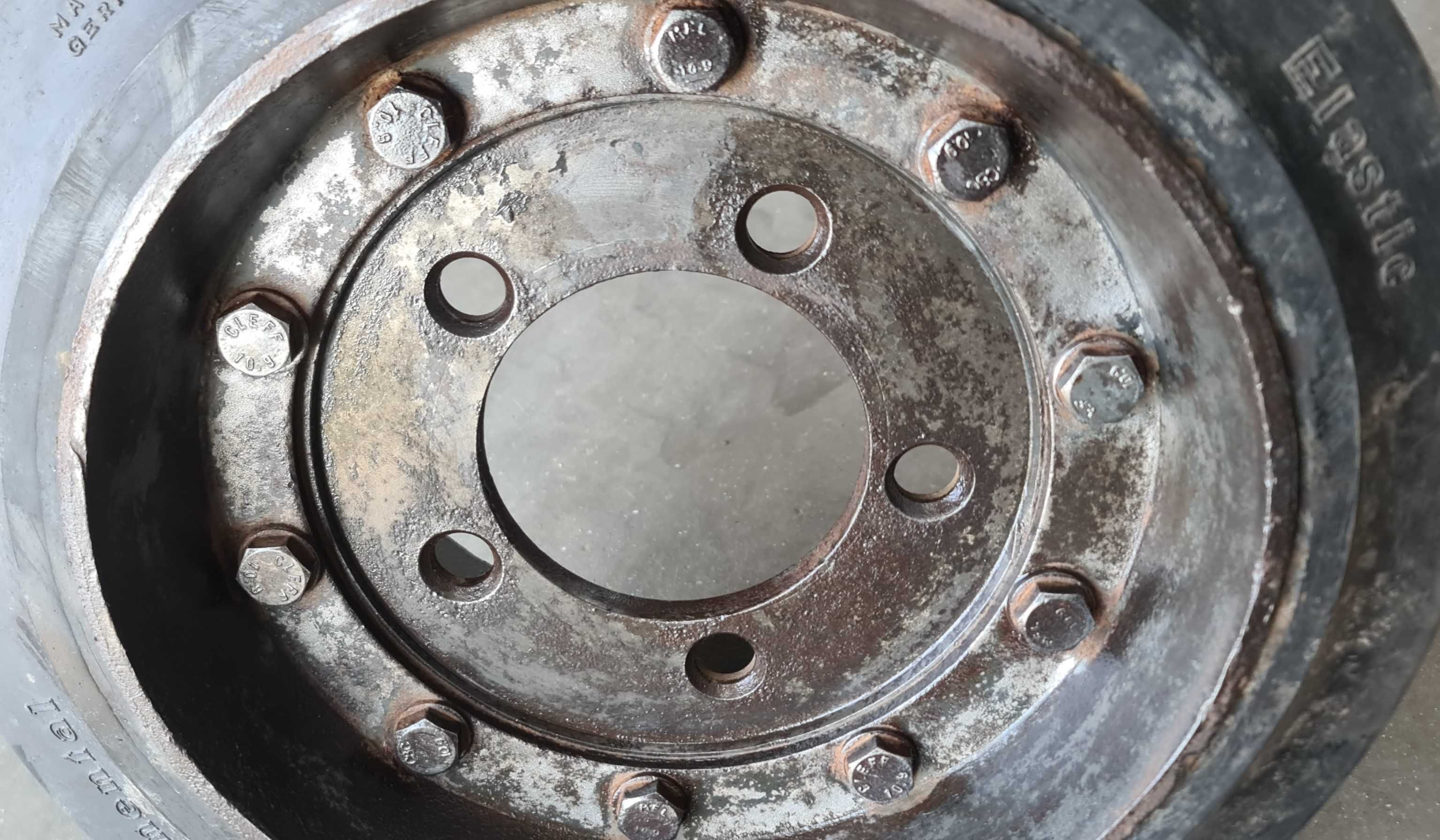 Koła przemysłowe 16x7x10 1/2 ; 406/178 Continental *S