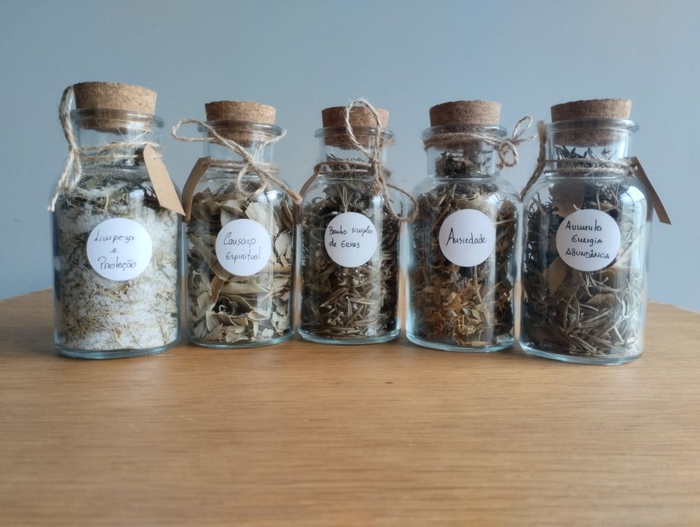 Banho de Ervas de limpeza e proteção