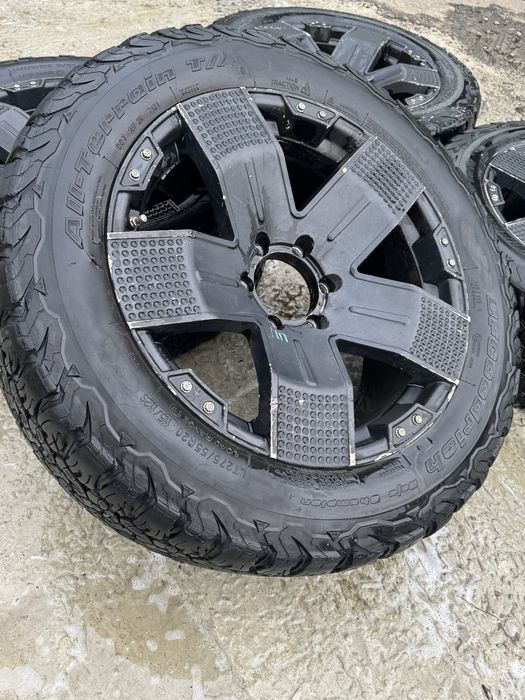 Диски 6/139.7 r20 з шинами у зборі