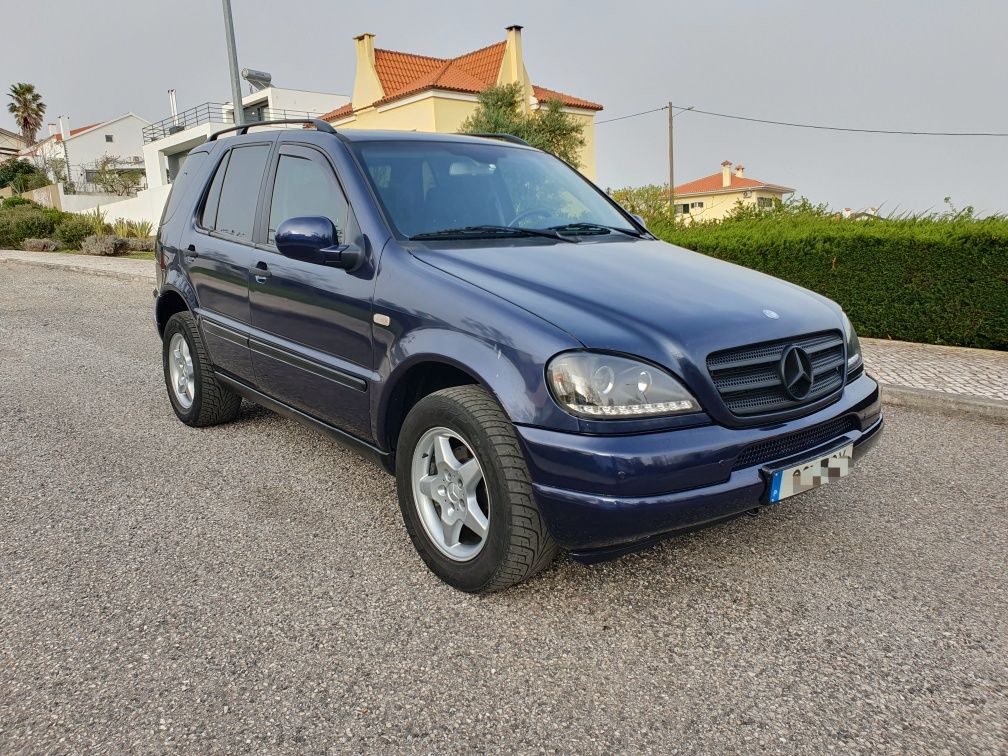 ML 270 CDI Manual 7 lugares