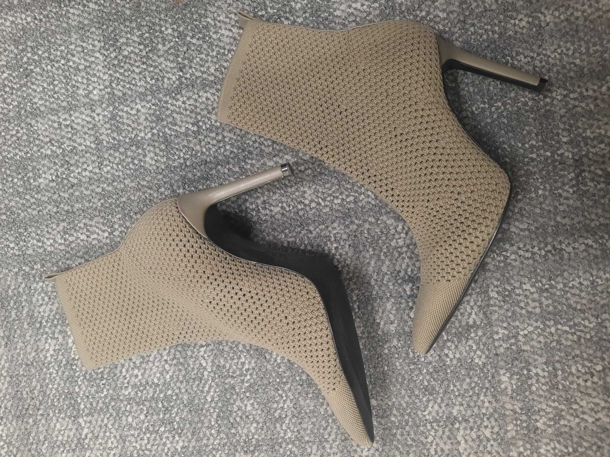 Botki skarpetkowe Zara szpilka 38