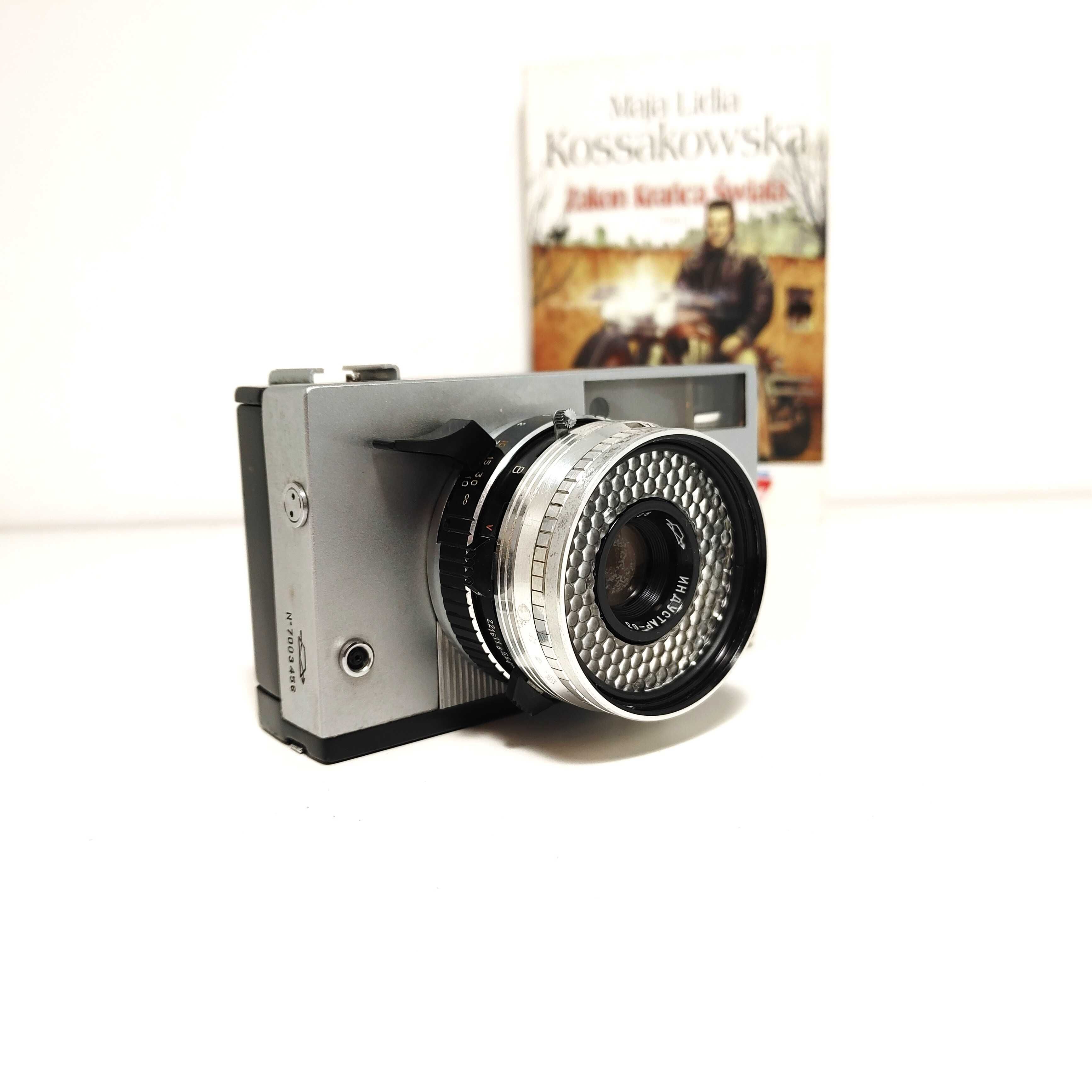 Analogowy aparat fotograficzny Zorki 10 z  Indrustial 63 1:2,8 45mm