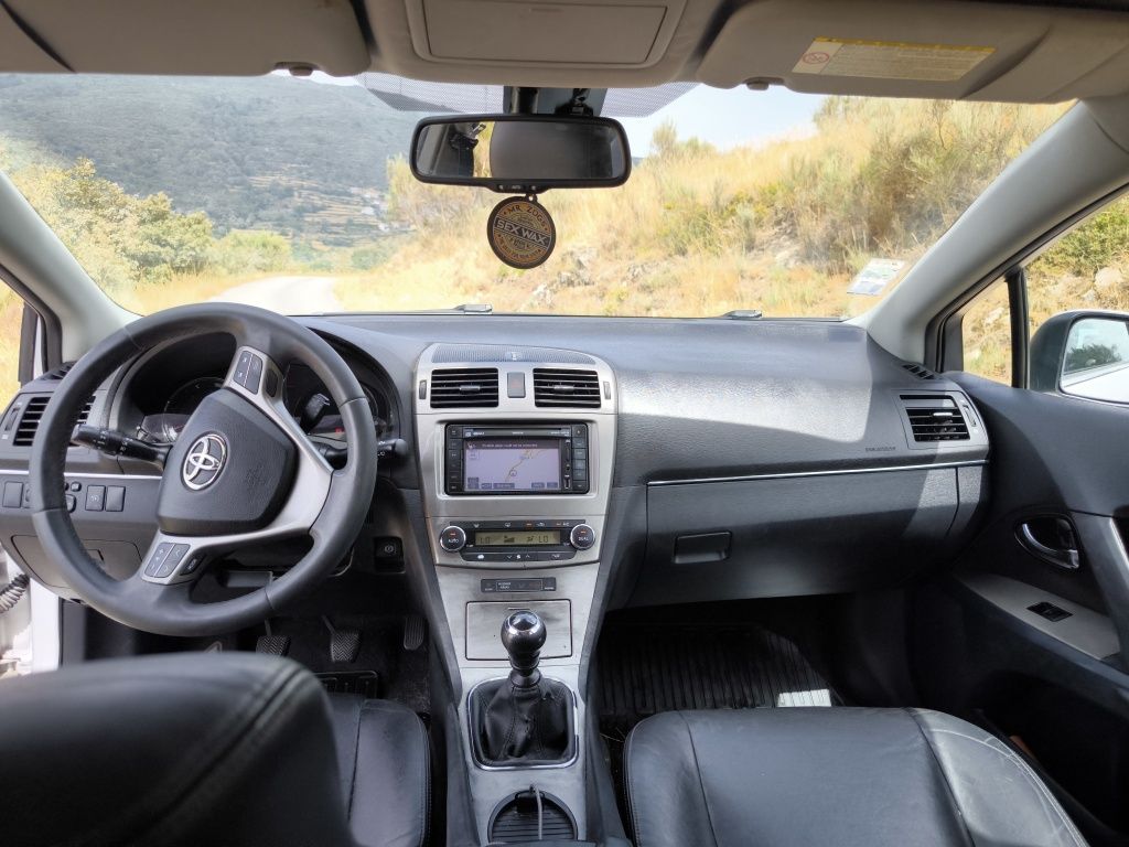 Toyota Avensis SD 2.0 D-4D Exclusive +Navi