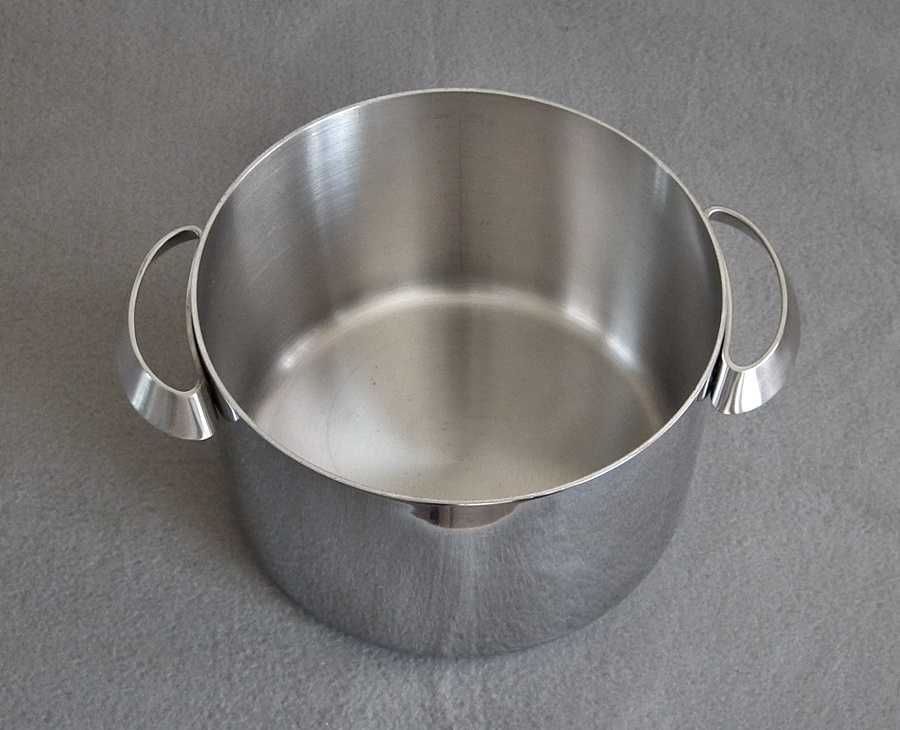 Garnek IKEA Favorit 22cm o pojemności 5,5l, do indukcji