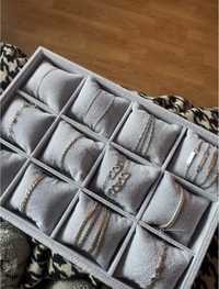 Підставка органайзер виставочний варіант браслетниця з подушками