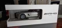 Mercedes SLS da Minichamps 1/18