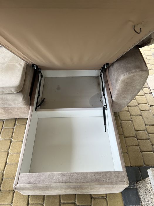 Розкладний диван