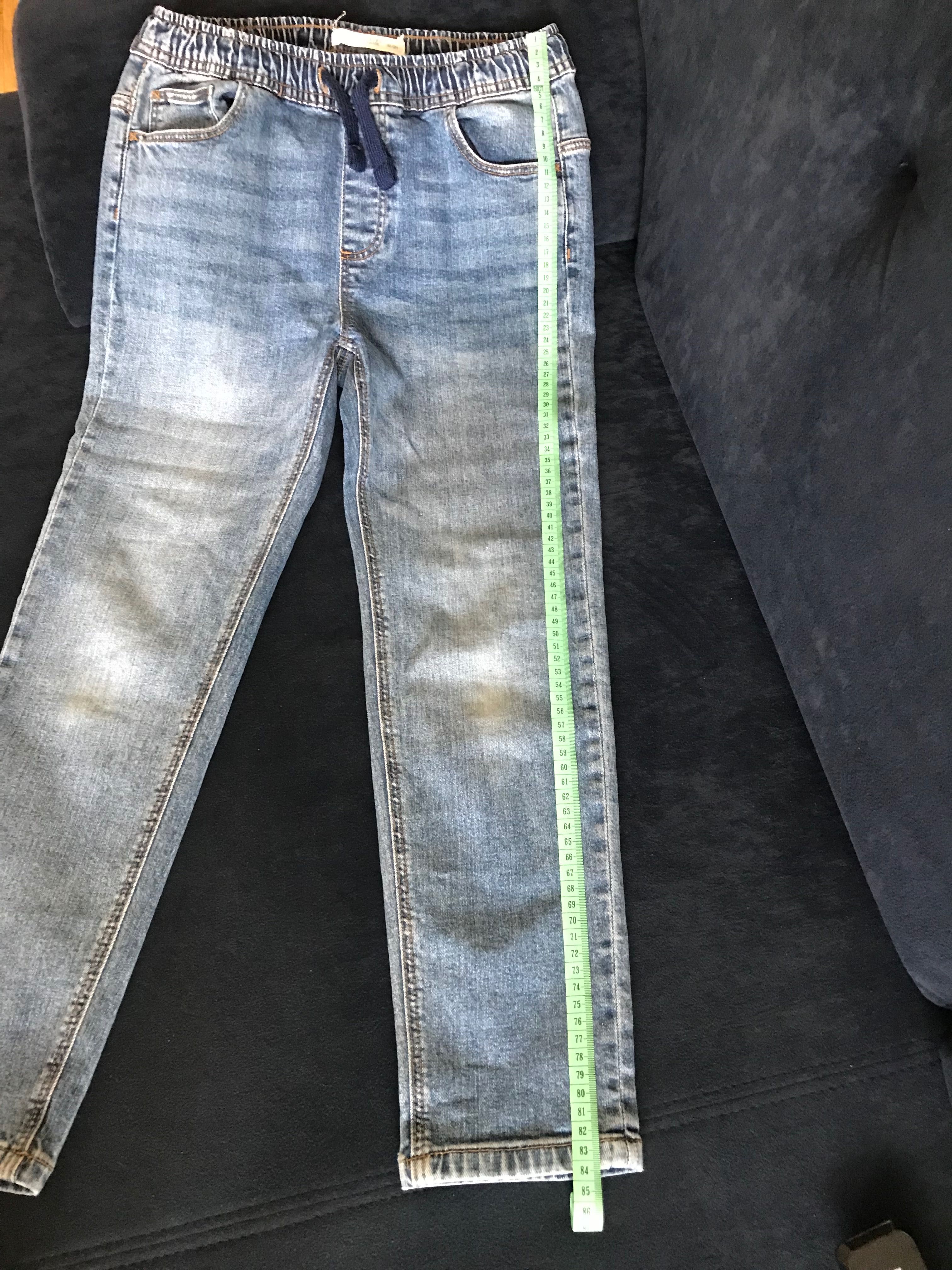 Spodnie jeans 146