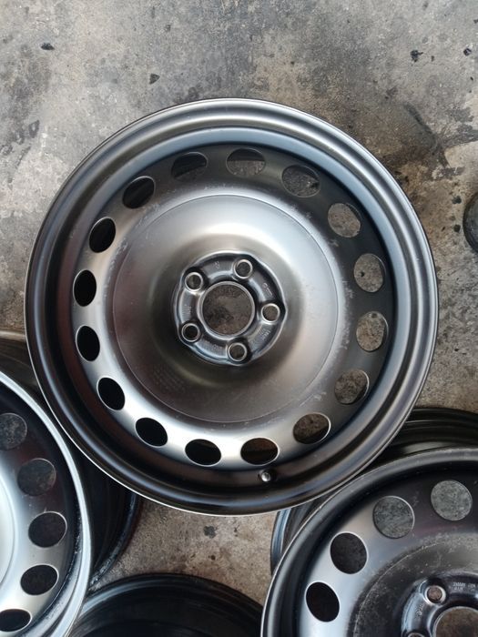 5/100 r16 et42 Volkswagen Skoda
