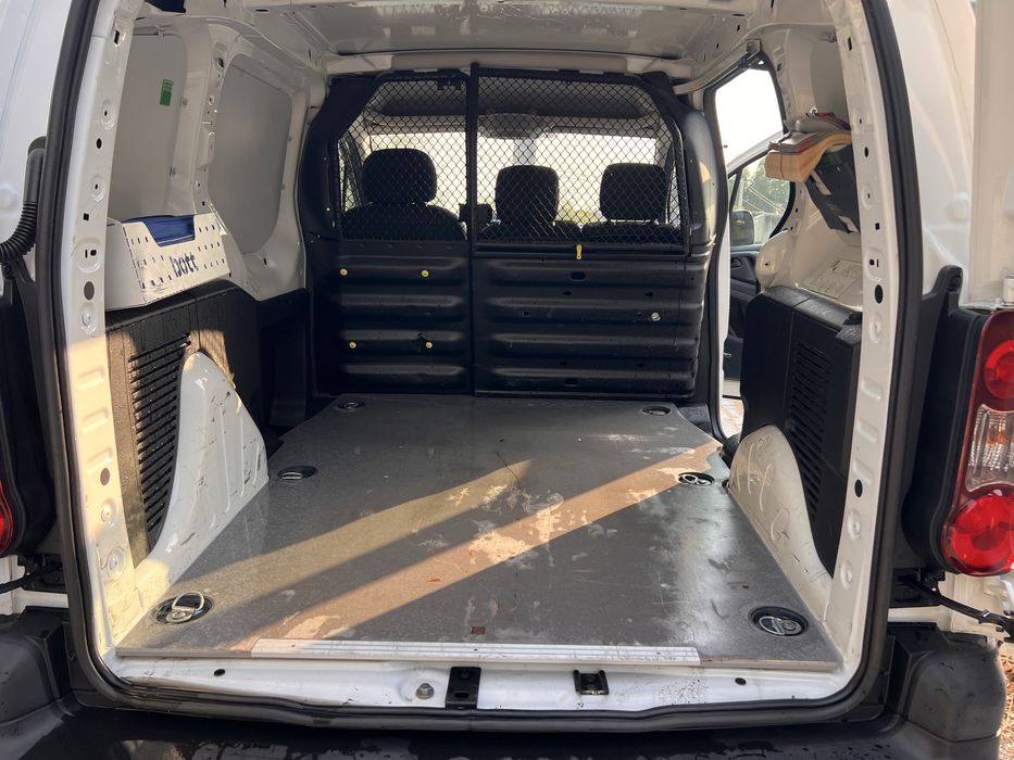 Peugeot Partner 1.6 HDI 3 Lugares