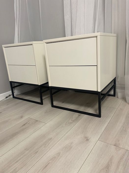 Szafki nocne w bardzo dobrym stanie