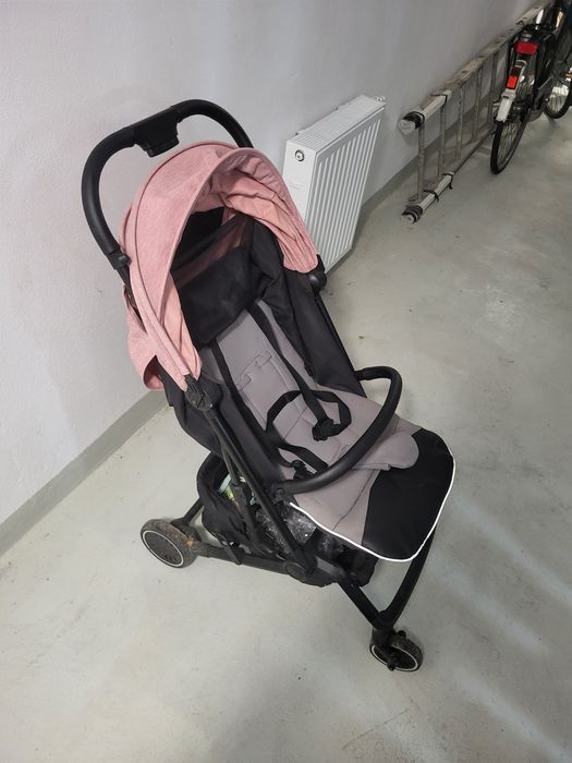 Wózek dziecięcy spacerowy