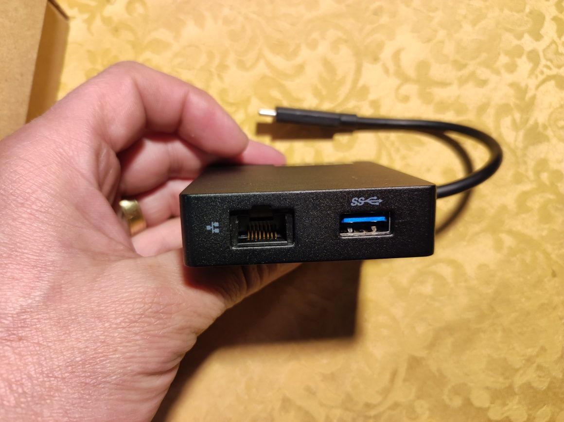 Lenovo USB-C Travel Hub Gen 2