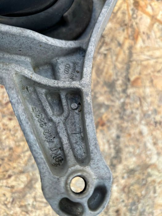 Audi A4 B8 A5 8T amortyzator przedni lewy - 16423