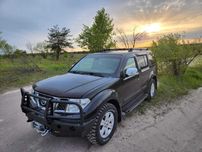 Передній бампер для Nissan Pathfinder з кенгурятником
