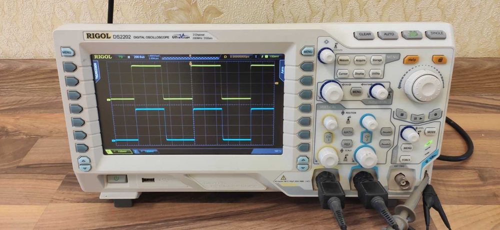 Мощный Осциллограф 200 МГц,2 Гвыб/с RIGOL DS2202, 50000памяти 8дюймов