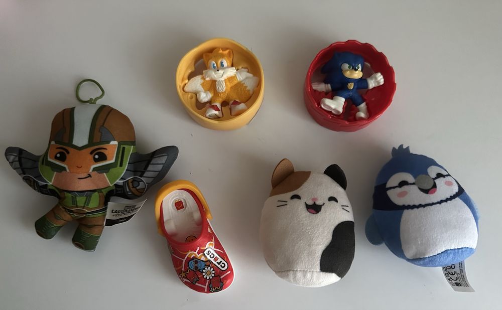 Mcdonalds игрушки , крокс, minecraft