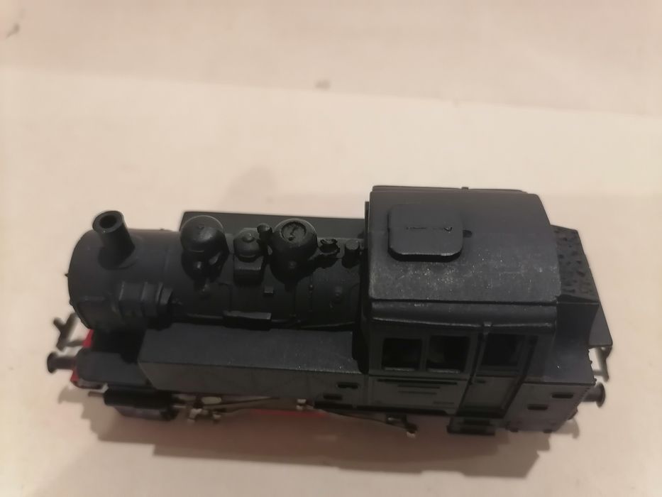 Kolejka piko parowoz BR 80018