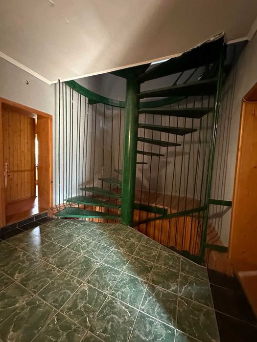 Продається база відпочинку в с. Руська Мокра