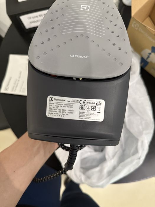 Нова праска Electrolux E5S12-60G