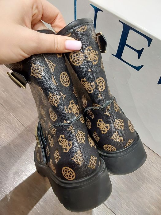 Botki Guess rozmiar 39