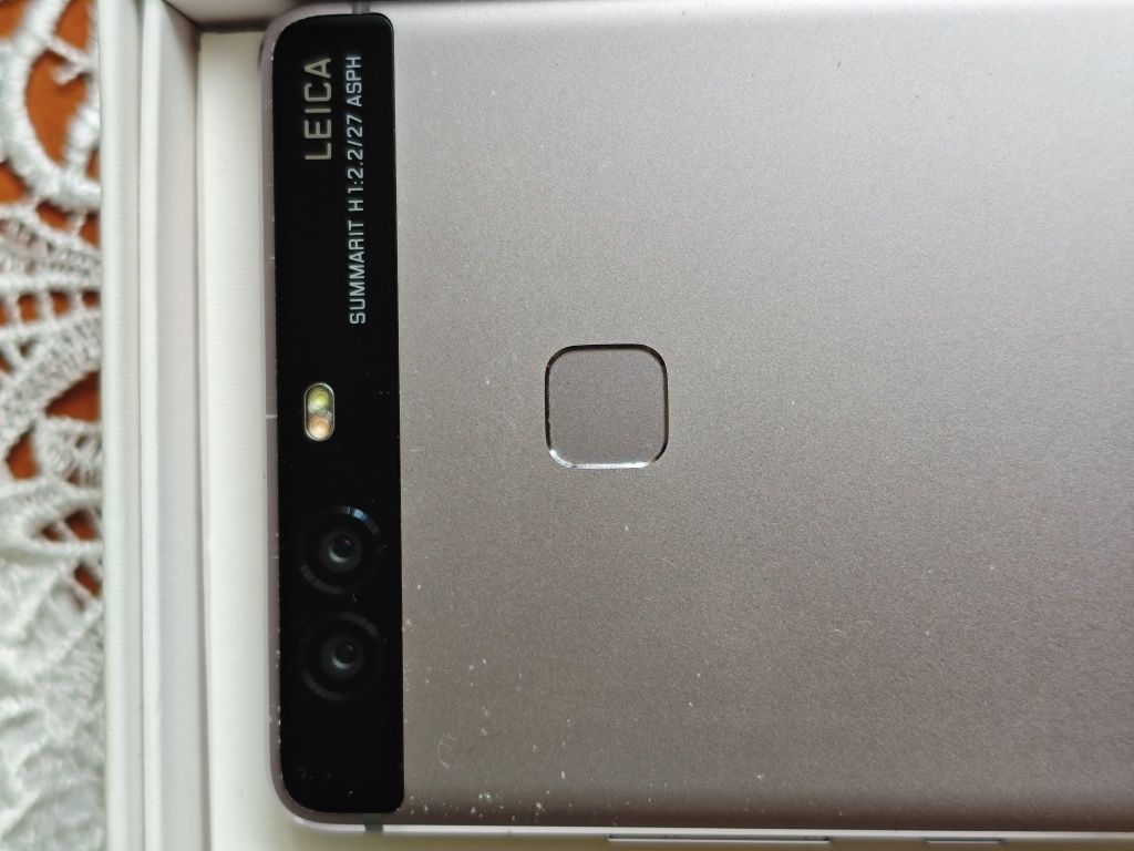 Smartfon Huawei P9 tytanowy