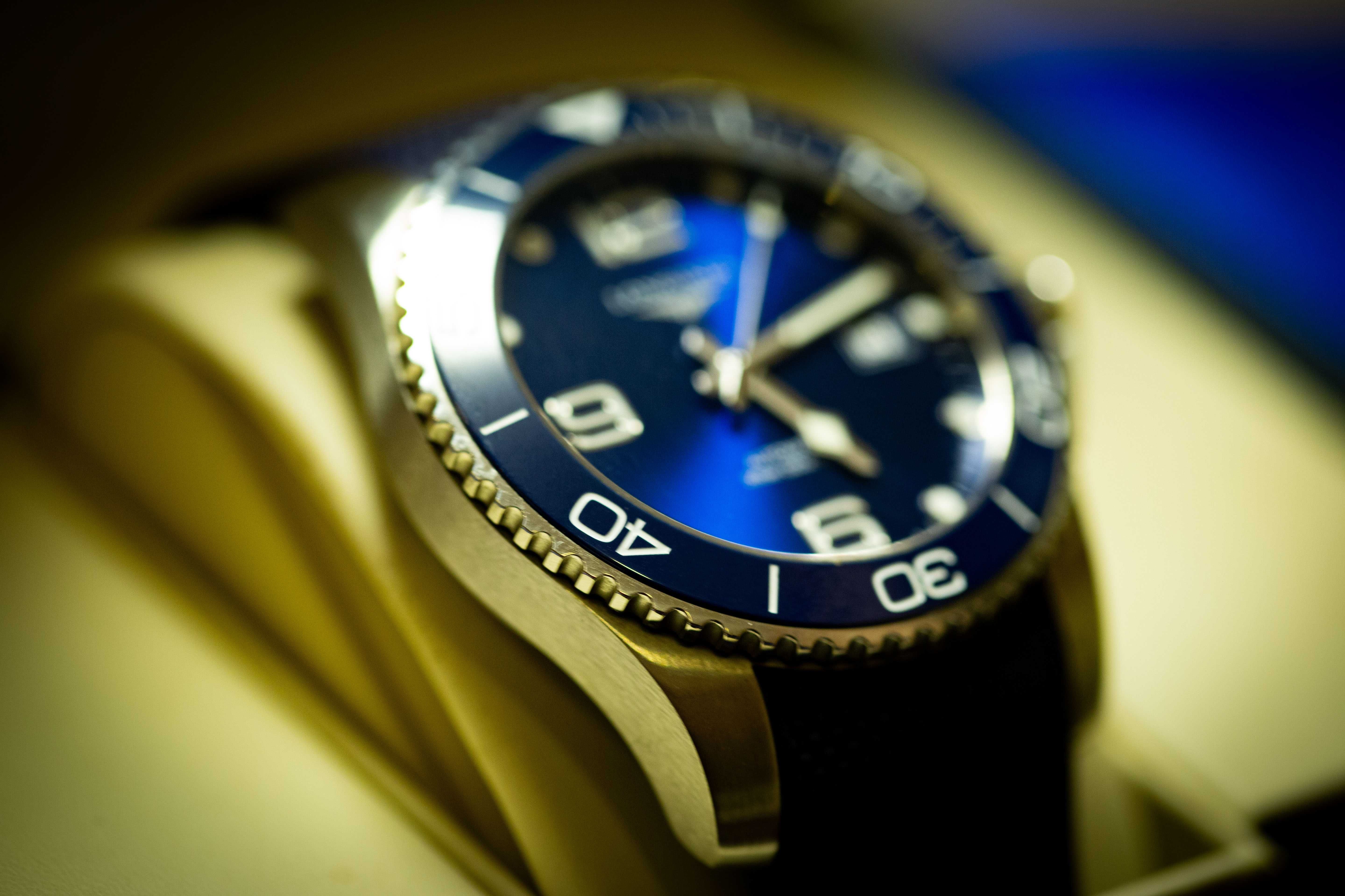 Часы Longines HydroConquest L3.781.4.96.9