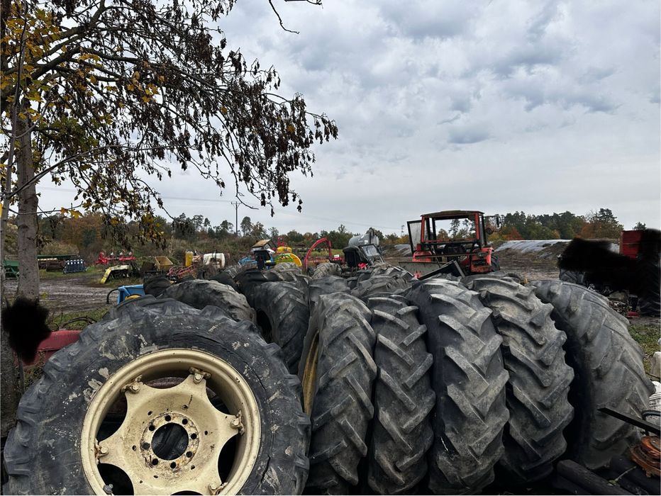 Koła ursus  14.9/28r c4011 c355 c360