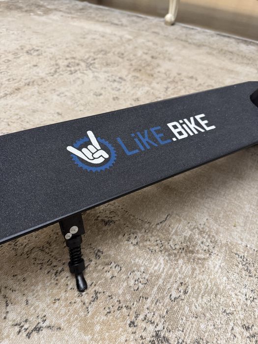Електросамокат Like.bike