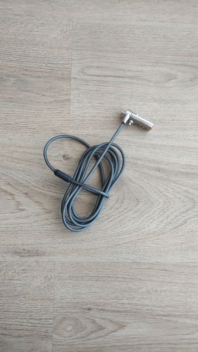 Cadeado portatil com código