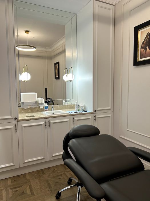 Do wynajęcia nowy, w pełni wyposażony lokal kosmetyczny w centrum