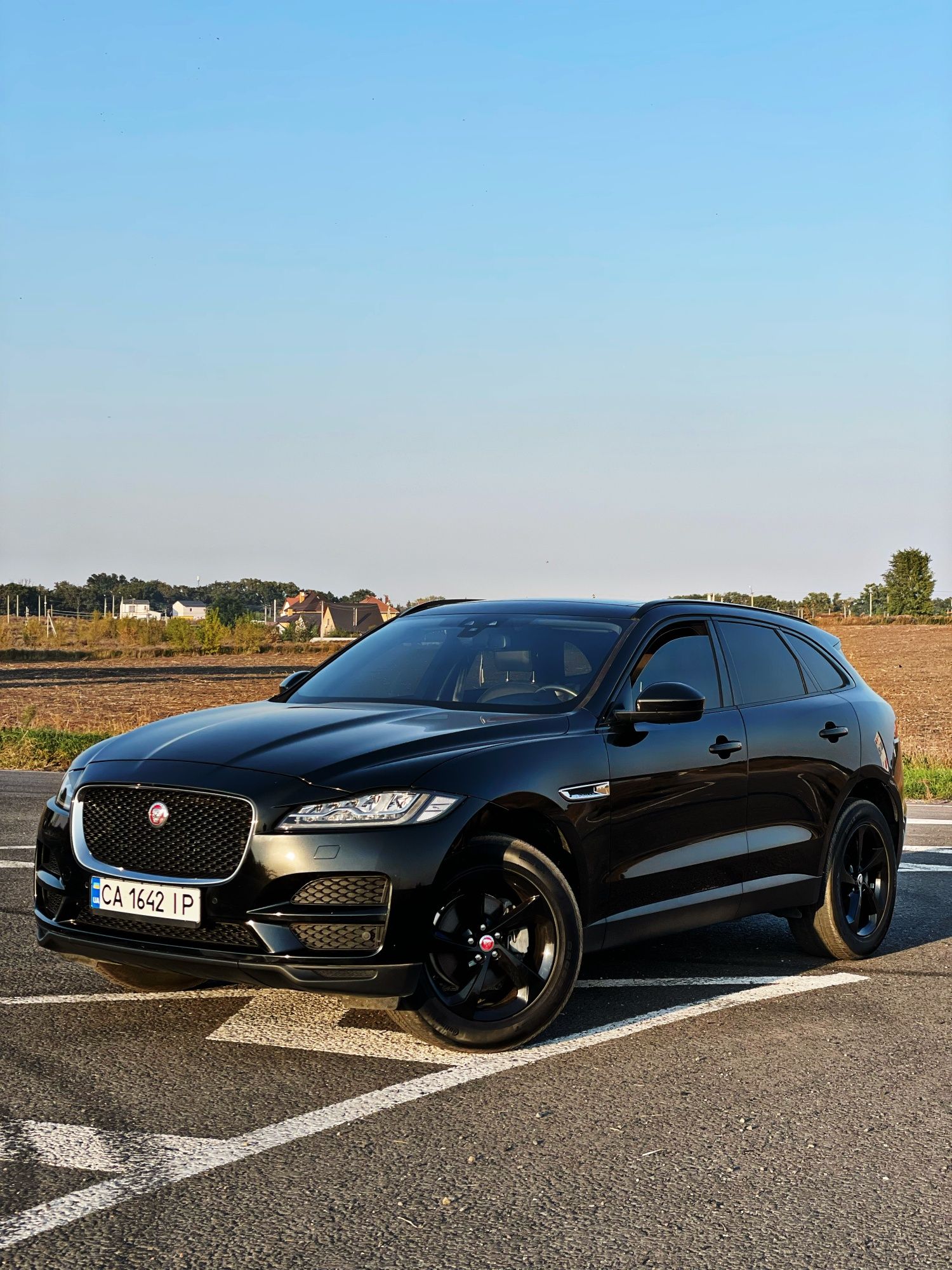 Продаж авто Jaguar F-Pece