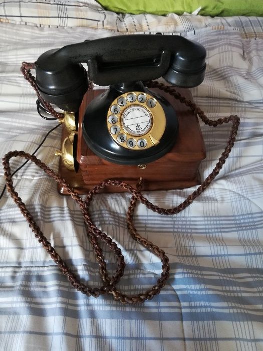 Telefone antigo APTOFONE - A TRABALHAR