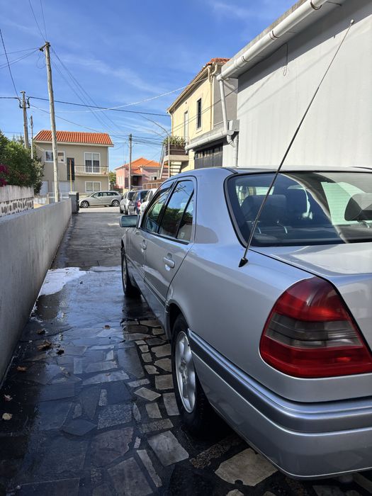Mercedes C220 w202