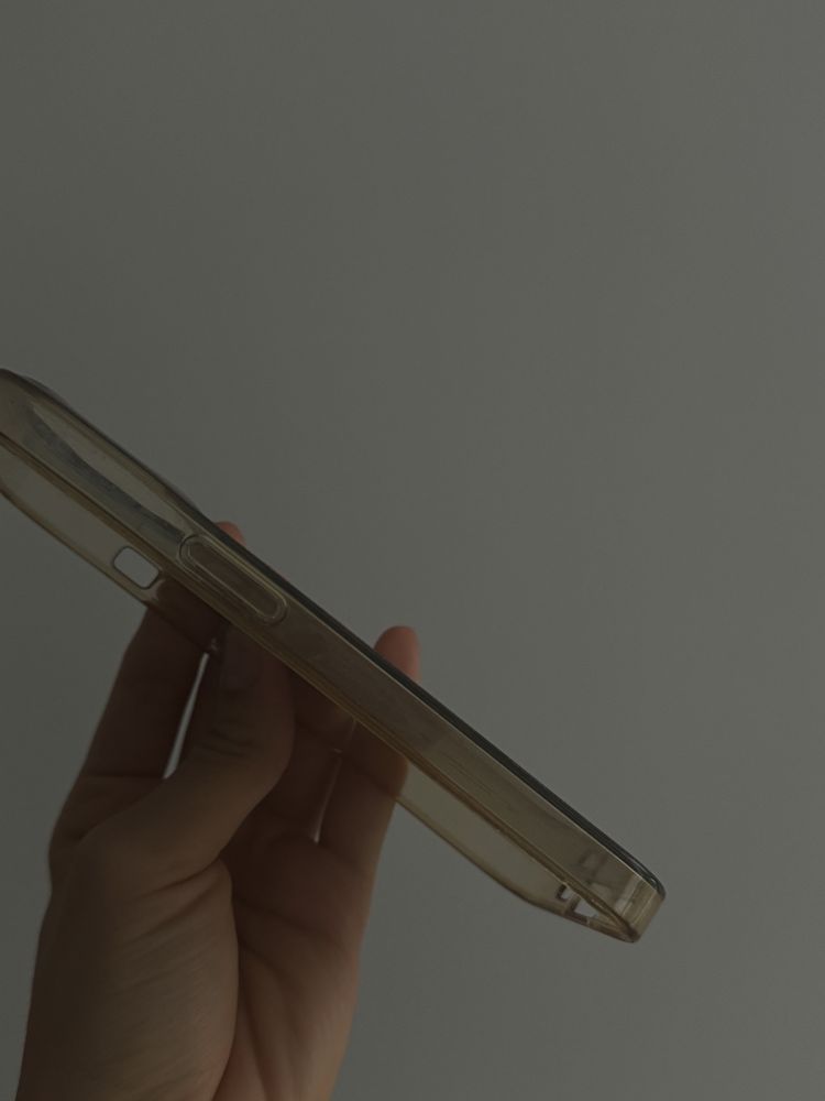 Etui IPhone 13 Pro Guess MagSafe