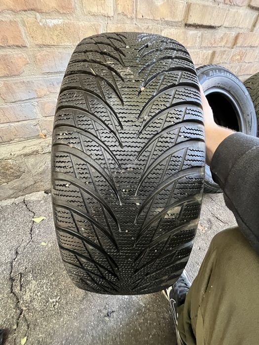 Продам шини Goodride