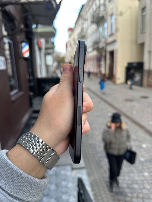 iPhone 15 Plus 128gb Black 256gb Pink Neverlock ідеал 90-100% акум