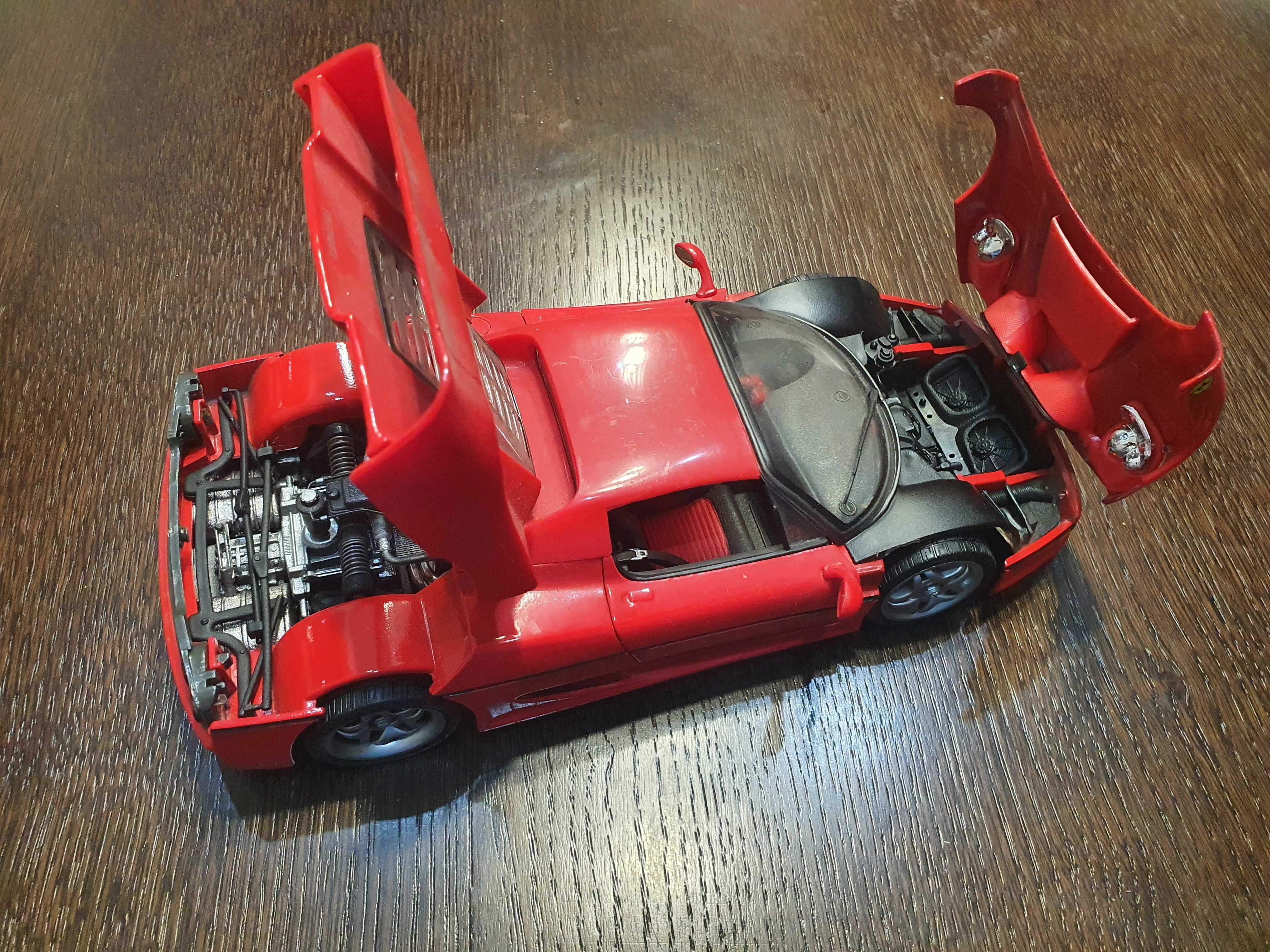 Auto Ferrari Maisto, skala 1:18. F50