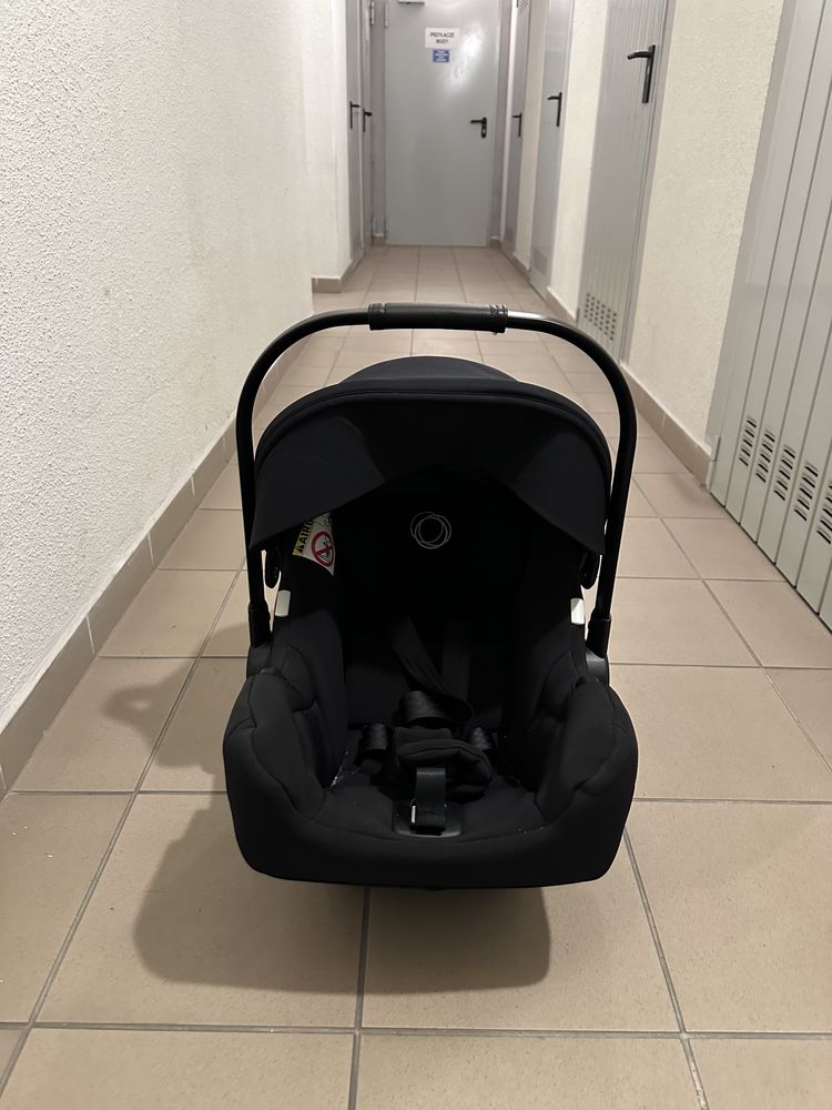 Nosidło fotelik samochodowy Bugaboo Turtle Nuna czarny + baza Isofix