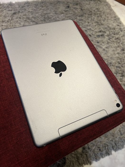 Ipad Pro 9,7” 128gb Wi-fi + rede movel