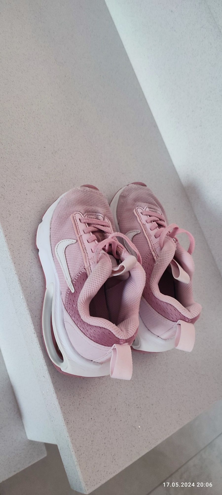 Różowe białe dziewczęce Nike Air 27