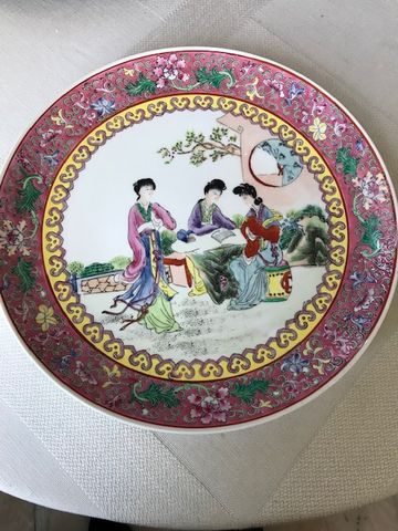 Prato porcelana de Macau pintado à mão antigo