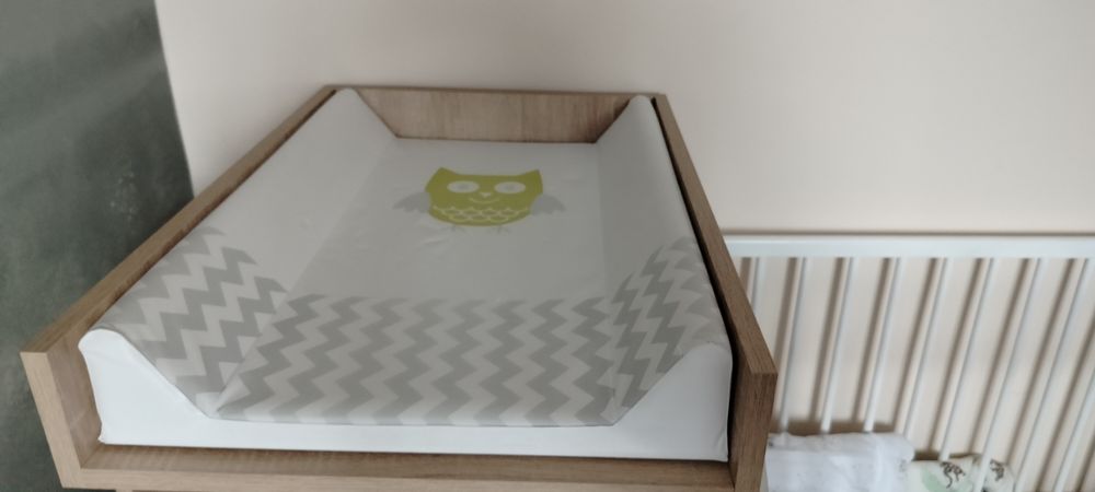 Szafka z nakładką na przewijak