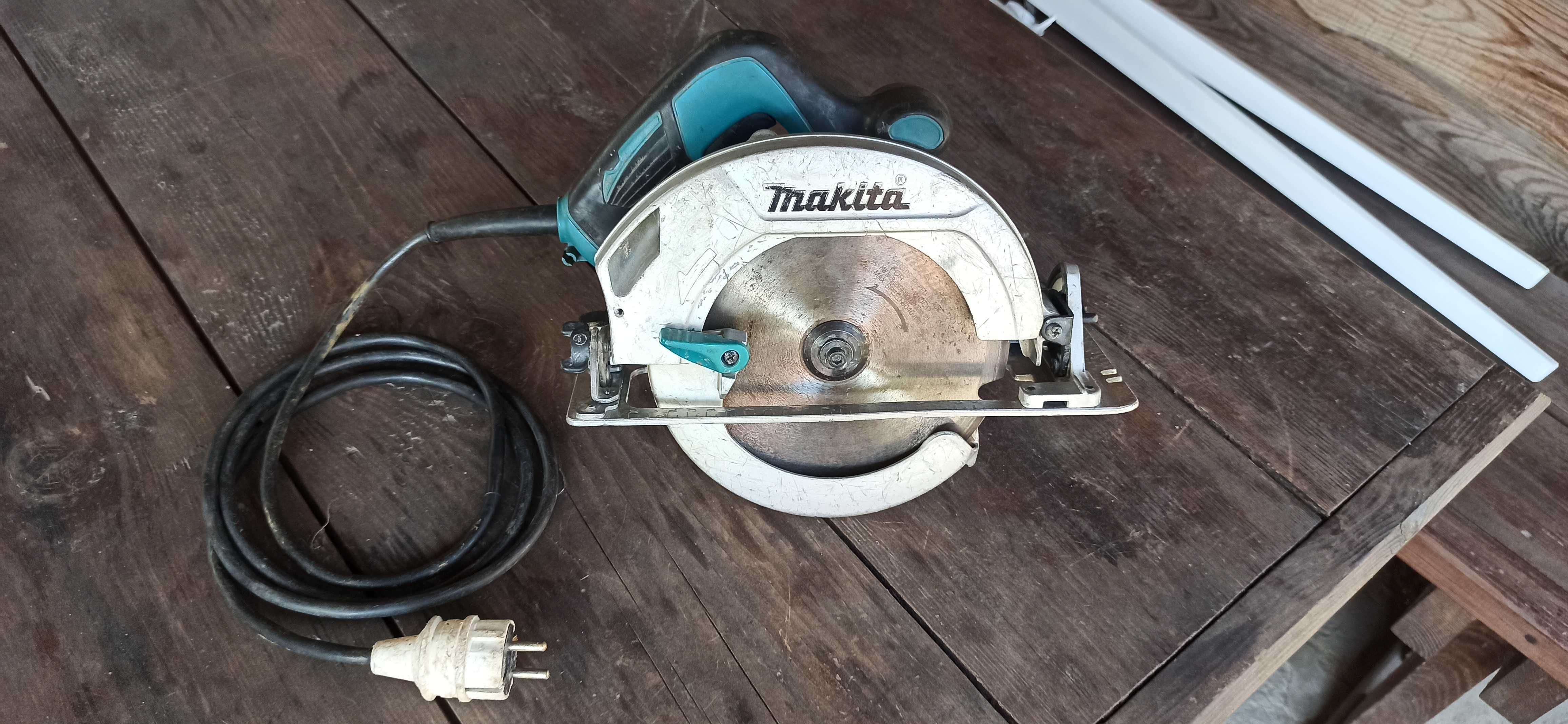 Пила дискова Makita HS7601